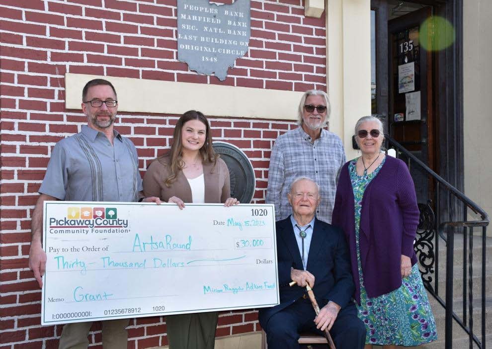 In attendance were both the original and current committee members of the Miriam Ruggles Fund, (from left to right) Dale Herron, ArtsaRound president, Alexis Conrad, PCCF executive director, Charlie Jackson, Louis Adkins and Earl Palm (sitting).
